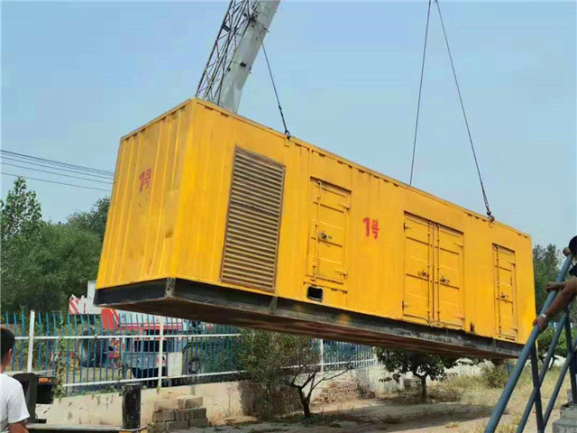 徐汇300KW柴油发电机组油耗是多少?