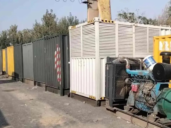 徐汇200KW柴油发电机机组每小时油耗是多少?